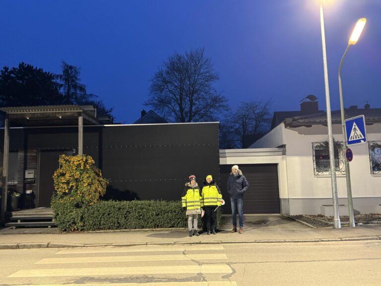Neue Schulweghelfer in Puchheim Ort